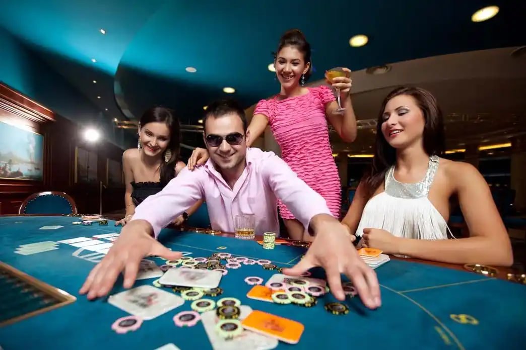 nagabet88 platform interface showing live casino tables and sportsbook markets on mobile